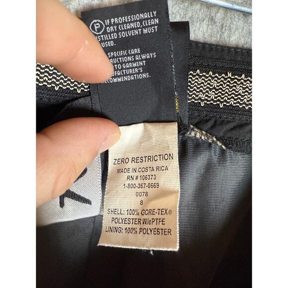 Zero Restriction Michelle Traveler Med GORE-Tex Convertible Ankle Zip Golf Pants - Picture 7 of 11